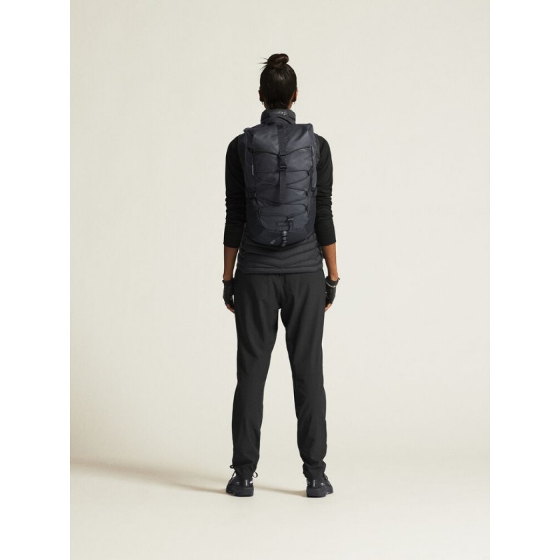 CRAFT ŽENSKI LAHEK BREZROKAVNIK IZ PRAVEGA PUHA ADV EXPLORE LIGHT DOWN VEST BLACK