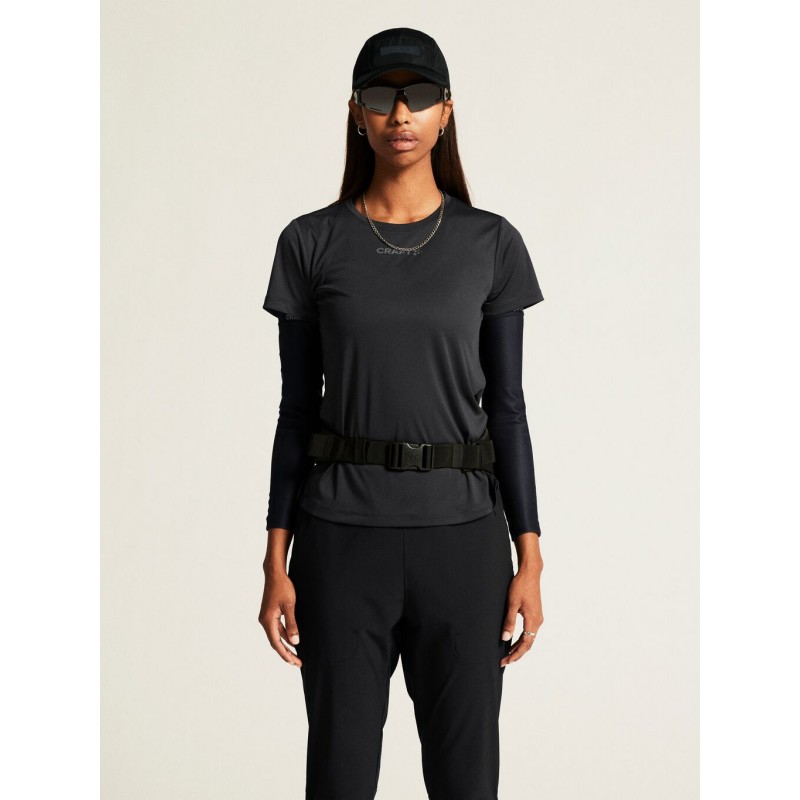 CRAFT ŽENSKA MAJICA S KRATKIMI ROKAVI CORE ESSENCE SS TEE ČRNA BLACK