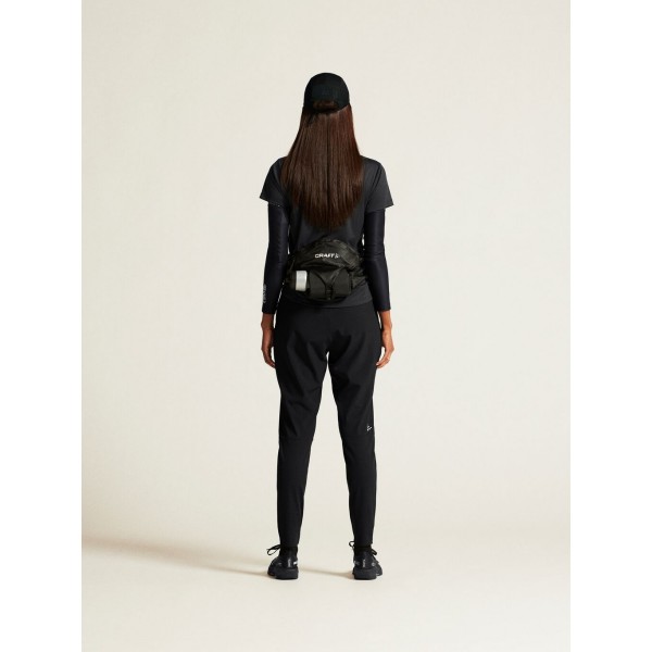 CRAFT ŽENSKA MAJICA S KRATKIMI ROKAVI CORE ESSENCE SS TEE ČRNA BLACK