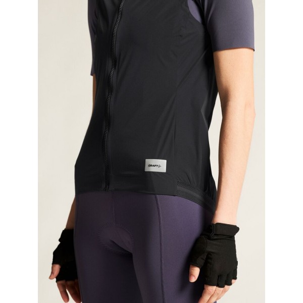 CRAFT ŽENSKI LAHEK KOLESARSKI PROTIVETRNI BREZROKAVNIK ADV ENDUR LIGHT WIND VEST ČRNA BLACK