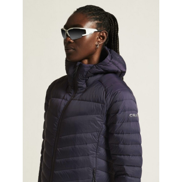 CRAFT ŽENSKA LAHKA PUHOVKA IZ PRAVEGA PUHA ADV EXPLORE LIGHT DOWN JACKET TEMNO VIJOLIČNA DK PLUM